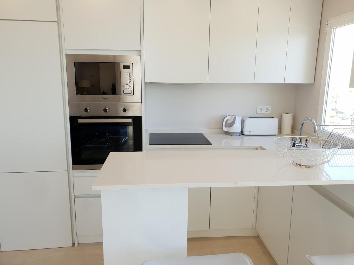 Fantastic Apartment In Front Of The Sea & Marina Естепона Екстер'єр фото