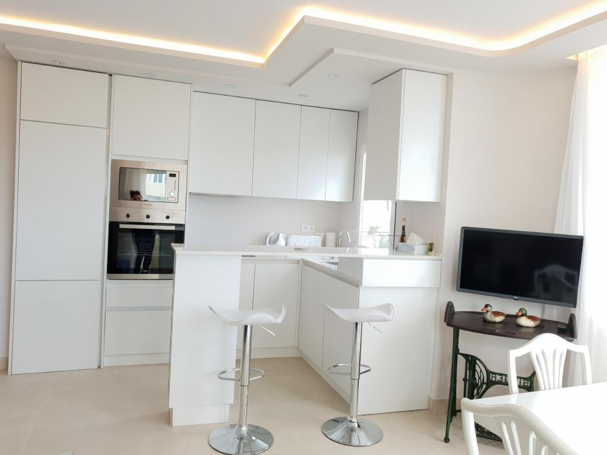 Fantastic Apartment In Front Of The Sea & Marina Естепона Екстер'єр фото