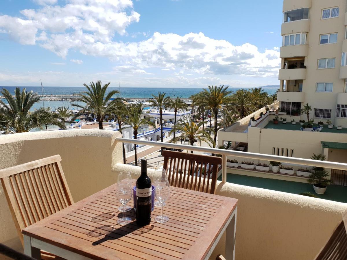Fantastic Apartment In Front Of The Sea & Marina Естепона Екстер'єр фото