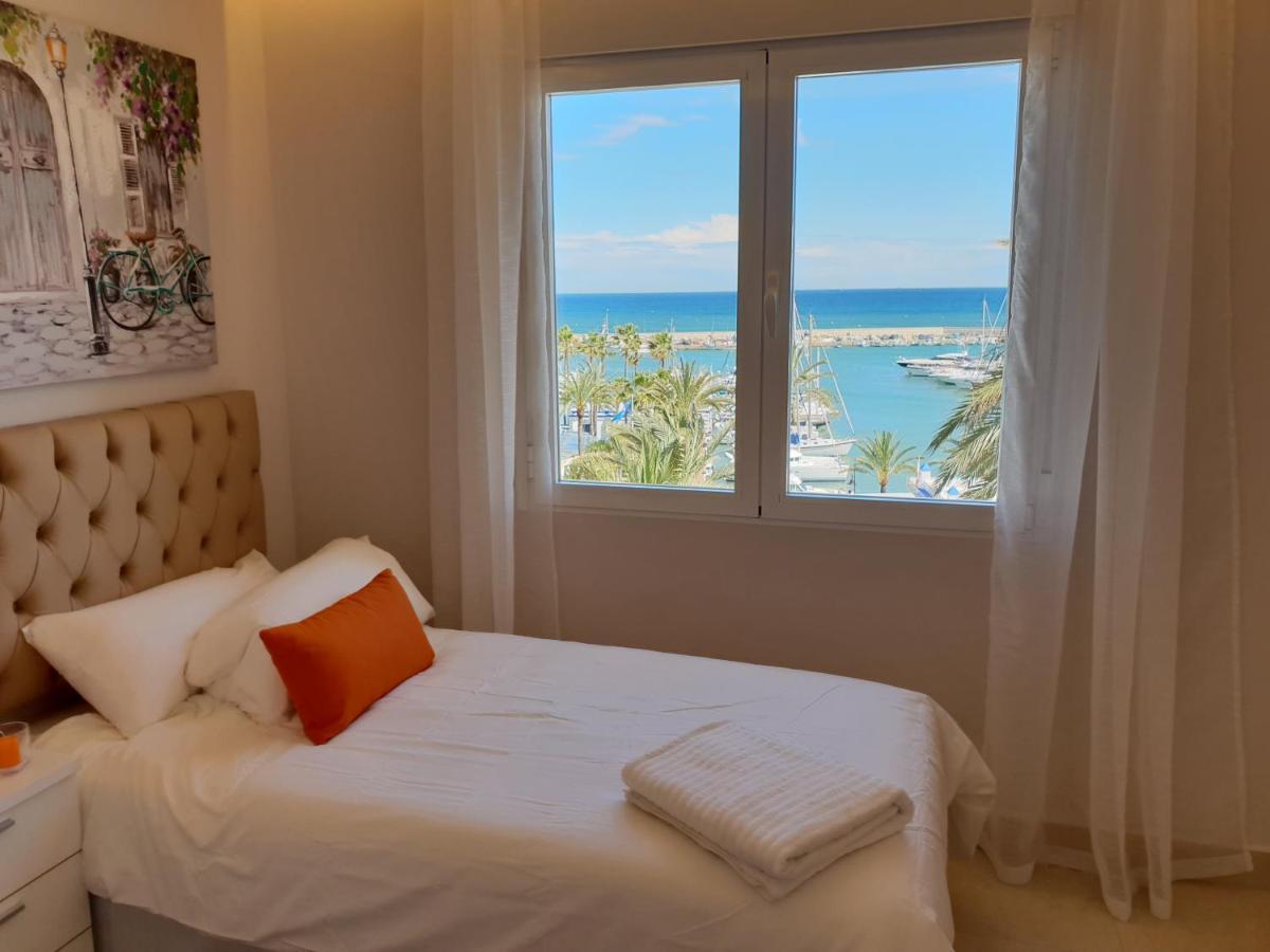 Fantastic Apartment In Front Of The Sea & Marina Естепона Екстер'єр фото