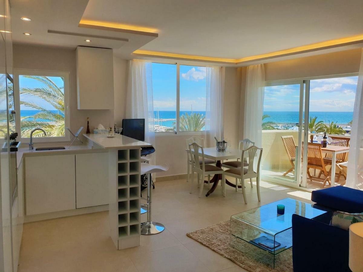 Fantastic Apartment In Front Of The Sea & Marina Естепона Екстер'єр фото
